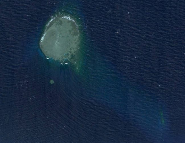 SAT-middle-reef